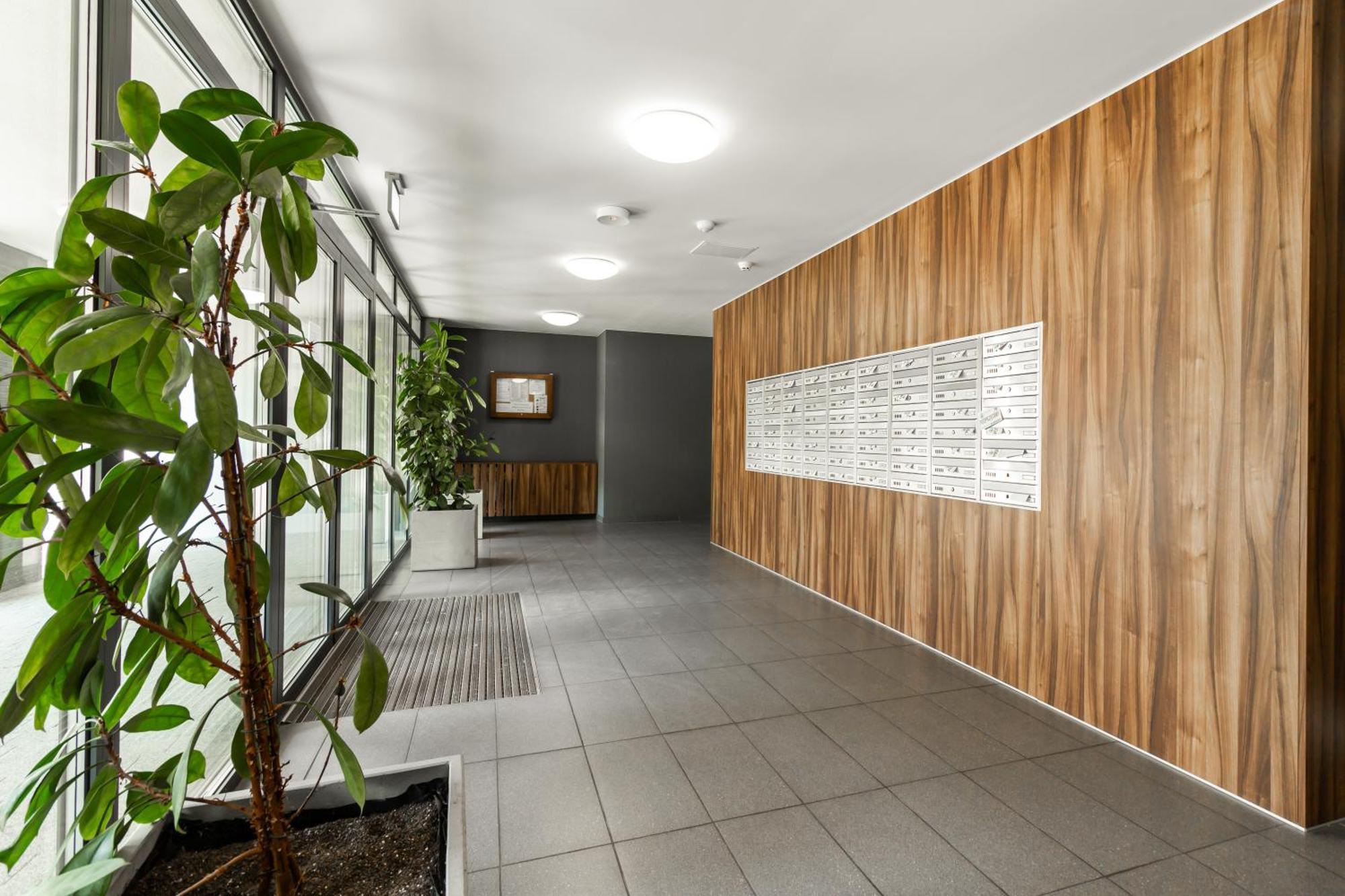 Apartament Near Sky Tower Breslavia Esterno foto